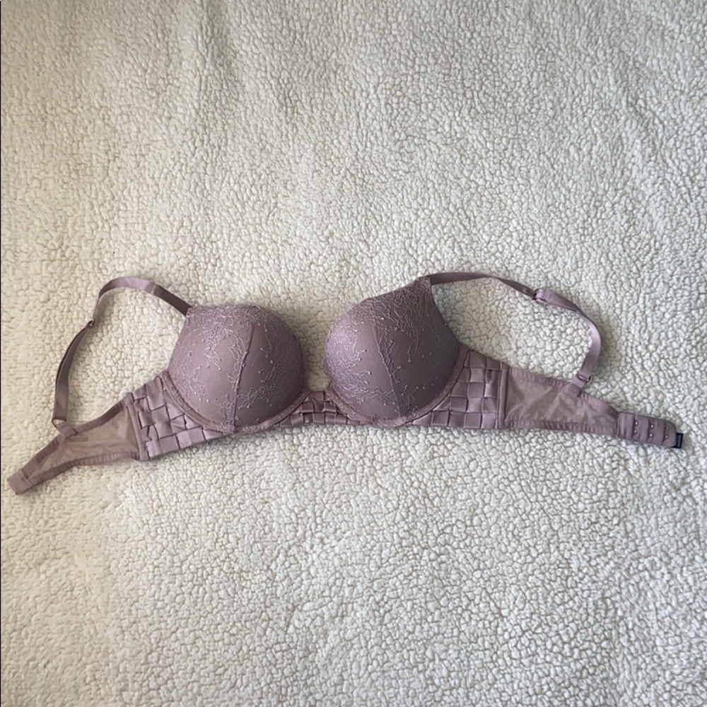 VICTORIA SECRET BOMBSHELL BRA
